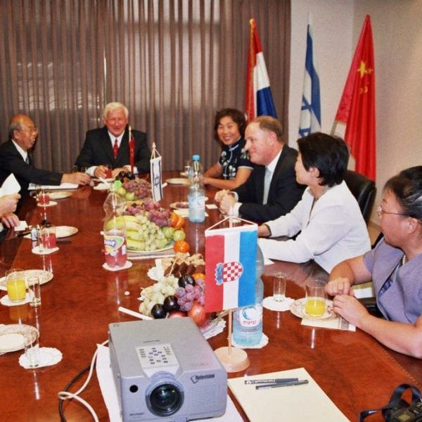 Schlesinger z"l hosts the Chinese Ambassador and Chairman of the Port Authority in Ashdod Bonded